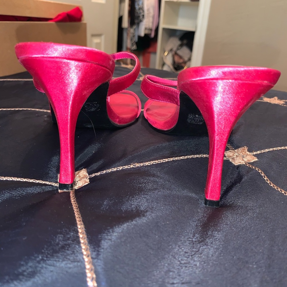 Hot Pink Pumps Prom Formal - Picture 5 of 7